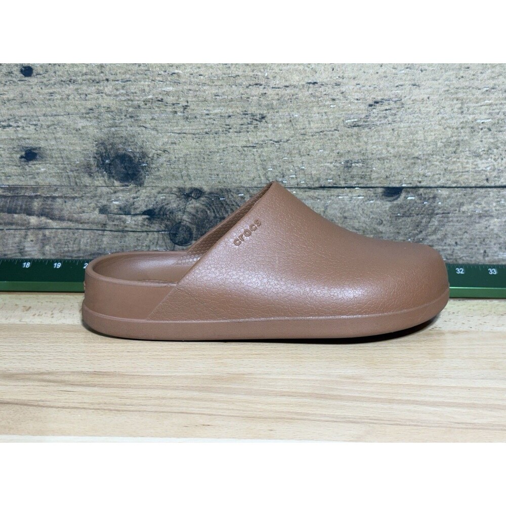 🔥🐊Crocs Dylan Clog Women’s 8 Cognac slip ons closed toe - EXCELLENT!! - Picture 2 of 9